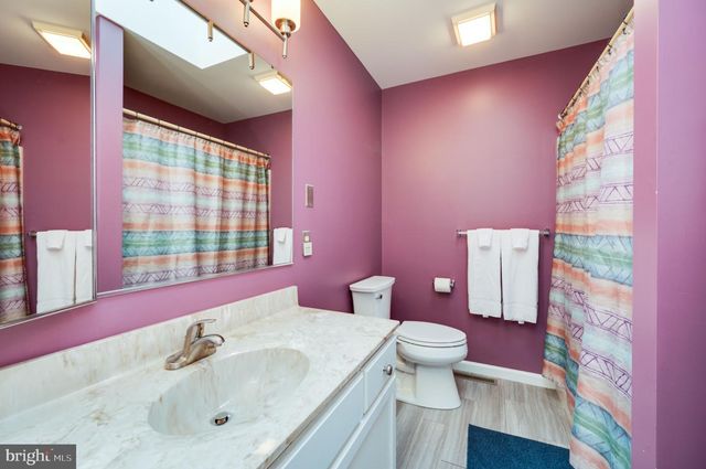 4300 GLENSIDE DR, Reading, PA 19605