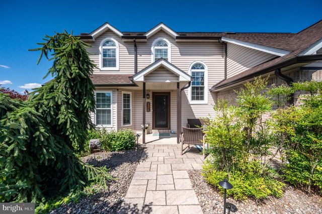 4300 GLENSIDE DR, Reading, PA 19605
