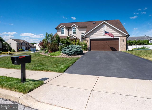 4300 GLENSIDE DR, Reading, PA 19605