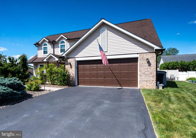 4300 GLENSIDE DR, Reading, PA 19605
