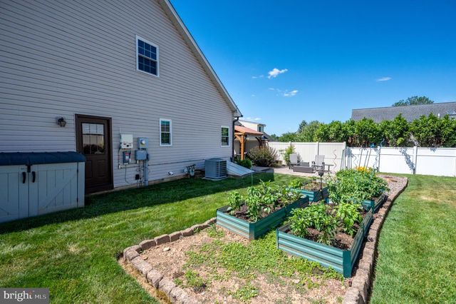 4300 GLENSIDE DR, Reading, PA 19605