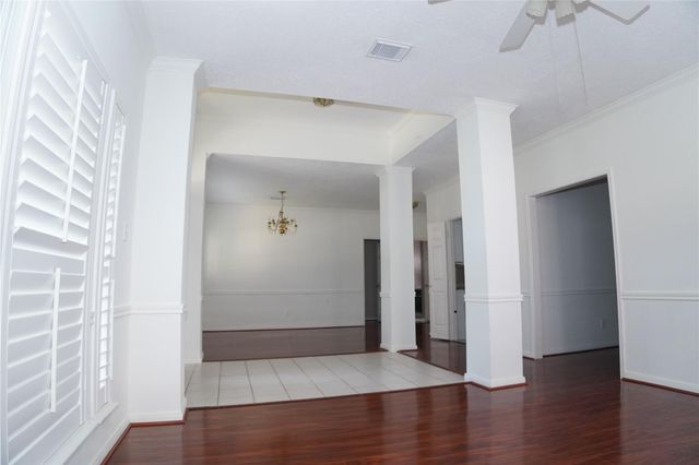 13714 Pear Woods Court, Houston, TX 77059