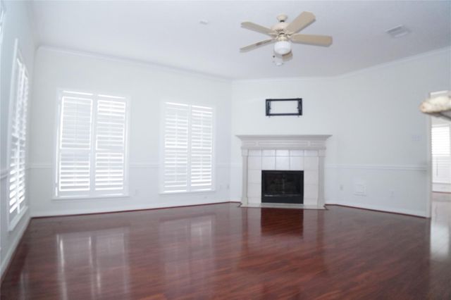 13714 Pear Woods Court, Houston, TX 77059