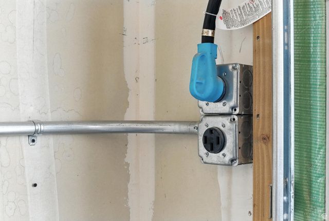 1017 S RED CLIFF DR, Santaquin, UT 84655