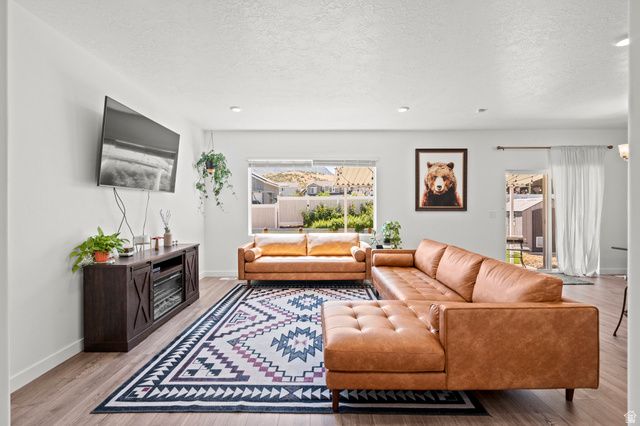 1017 S RED CLIFF DR, Santaquin, UT 84655