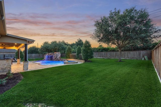 21322 Refuge Creek Drive, Cypress, TX 77433