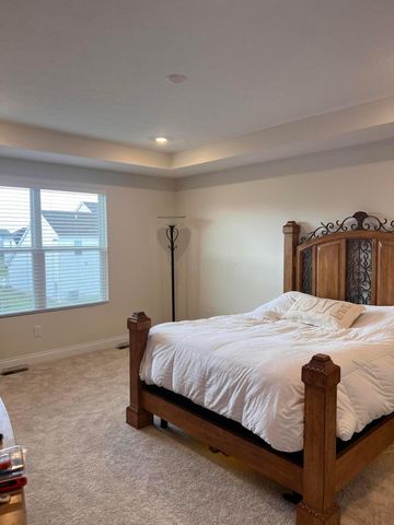 827 Callaway Lane, Sunbury, OH 43074