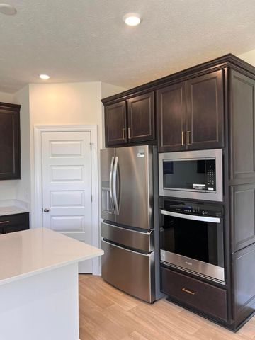 827 Callaway Lane, Sunbury, OH 43074