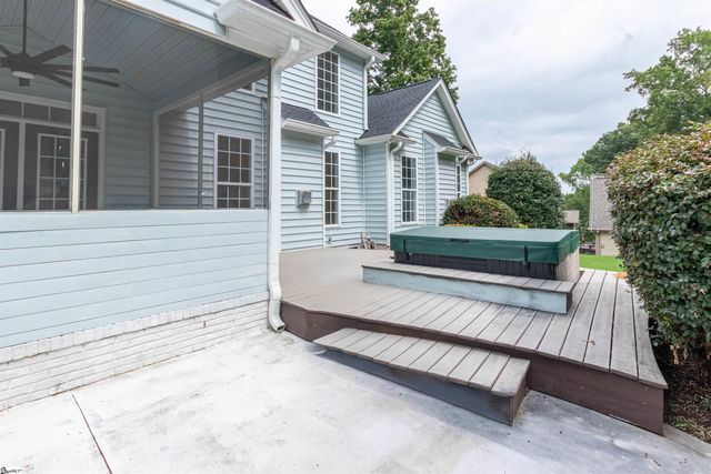 109 Creek Crossing Way, Greer, SC 29651