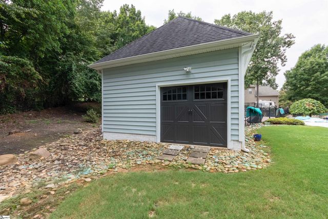 109 Creek Crossing Way, Greer, SC 29651