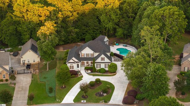 109 Creek Crossing Way, Greer, SC 29651
