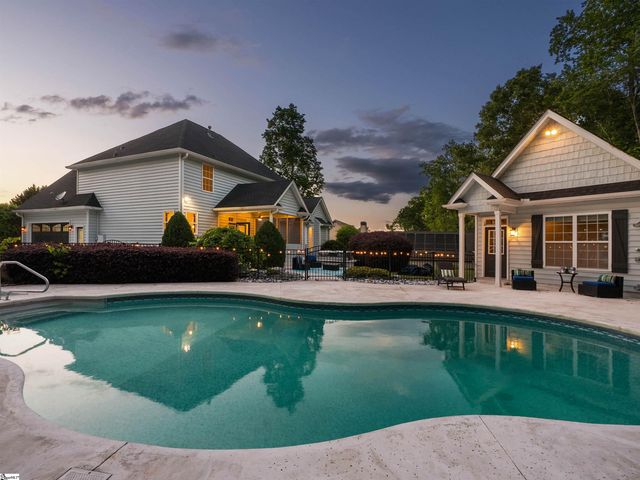 109 Creek Crossing Way, Greer, SC 29651