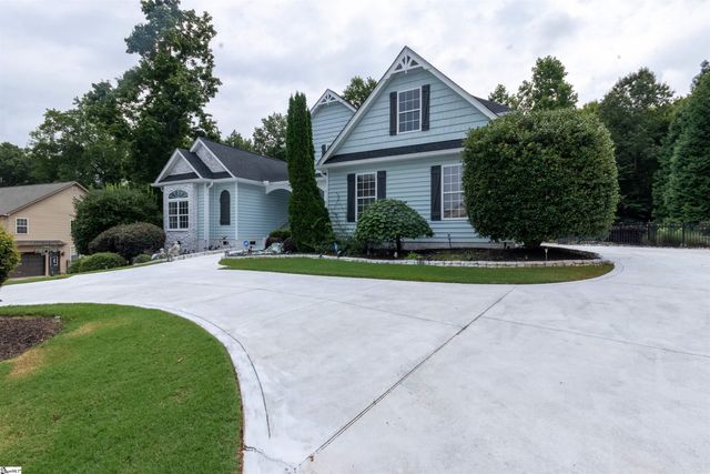 109 Creek Crossing Way, Greer, SC 29651