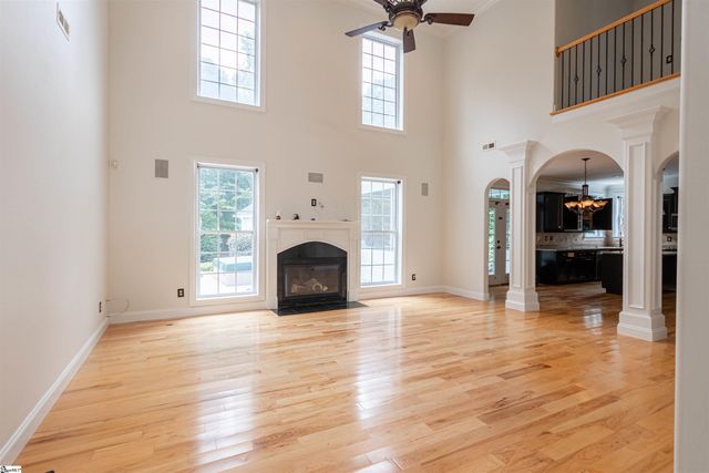 109 Creek Crossing Way, Greer, SC 29651