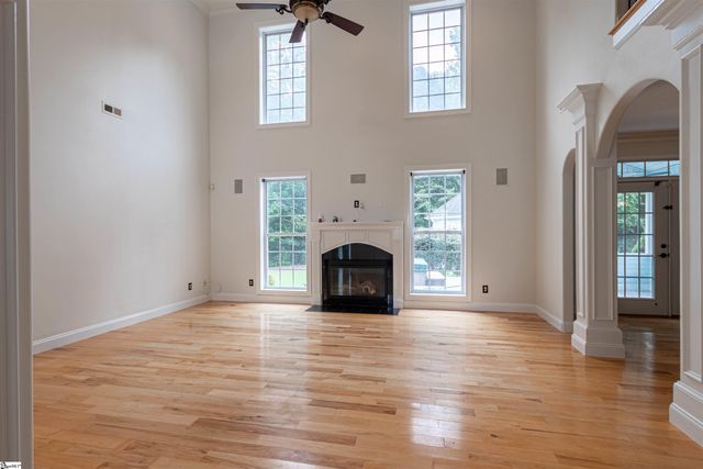 109 Creek Crossing Way, Greer, SC 29651