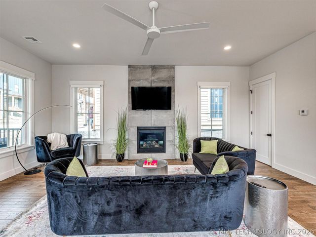 40 Ramble Along Road, Carlton Landing, OK 74432