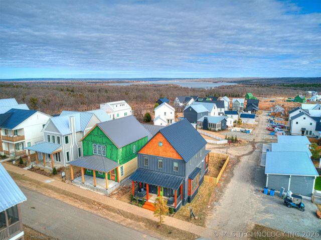 40 Ramble Along Road, Carlton Landing, OK 74432