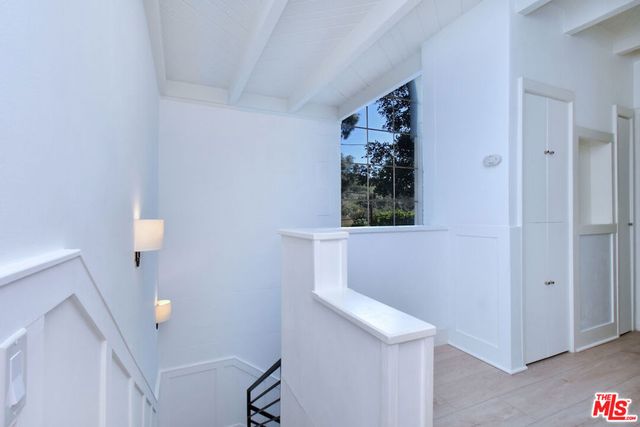 1839 N Beverly Drive, Beverly Hills, CA 90210