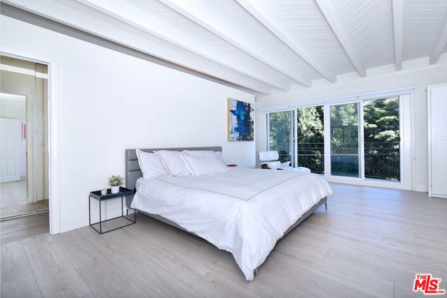 1839 N Beverly Drive, Beverly Hills, CA 90210