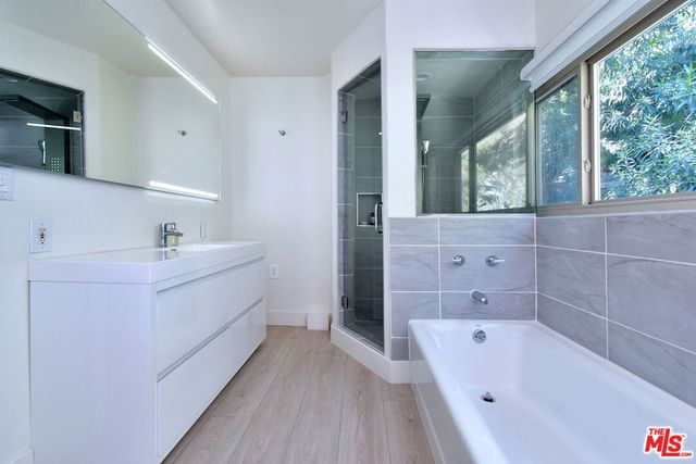 1839 N Beverly Drive, Beverly Hills, CA 90210