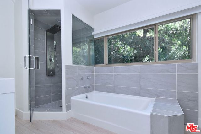 1839 N Beverly Drive, Beverly Hills, CA 90210