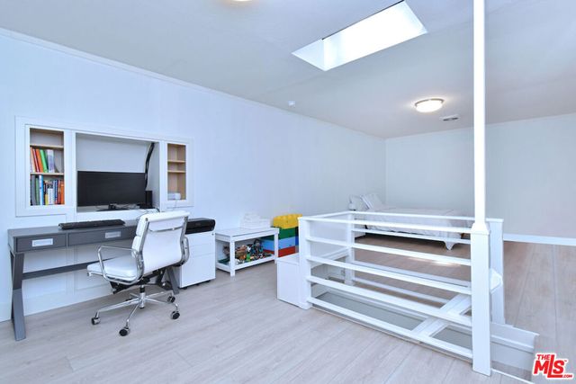 1839 N Beverly Drive, Beverly Hills, CA 90210