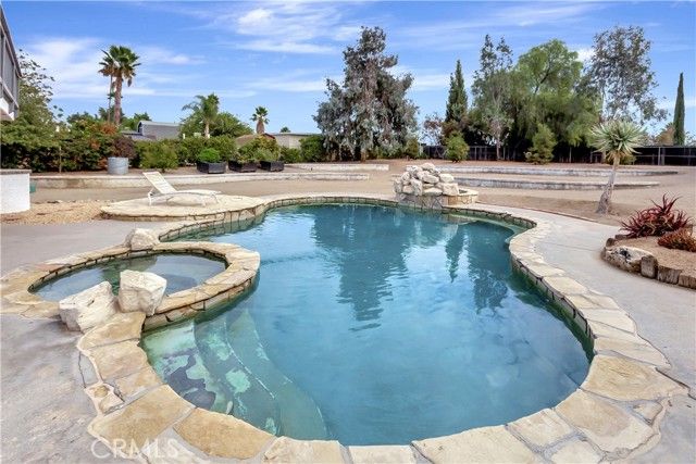 22041 Windtree, Wildomar, CA 92595