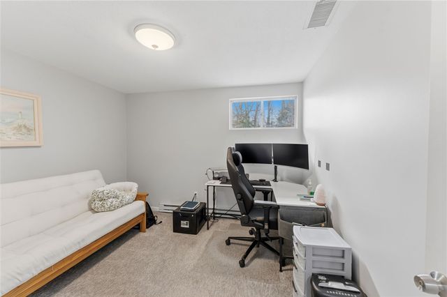 543 Quisset Court, Warwick, RI 02886