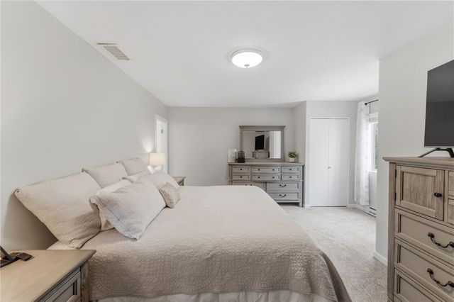 543 Quisset Court, Warwick, RI 02886