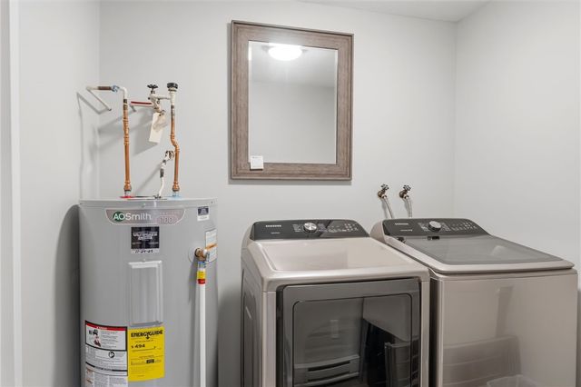 543 Quisset Court, Warwick, RI 02886