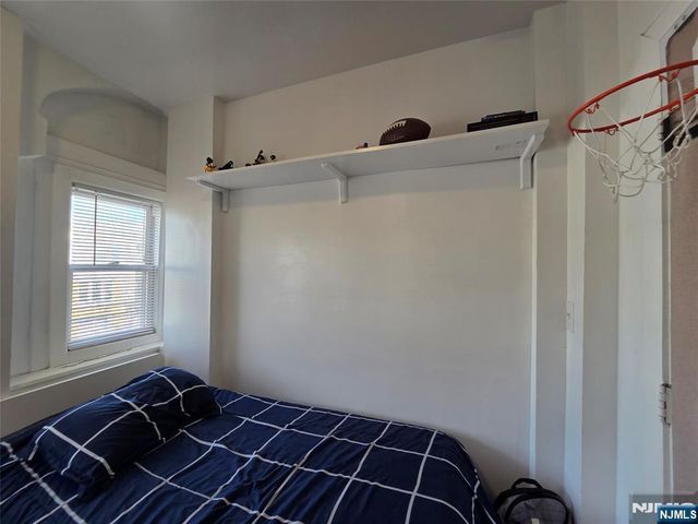 615 15th Street 3, Union City, NJ 07087