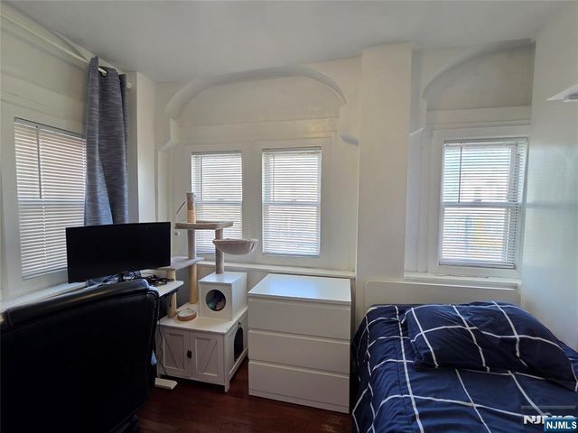 615 15th Street 3, Union City, NJ 07087