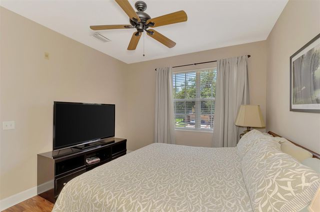 3627 PARKRIDGE CIRCLE 11-203, Sarasota, FL 34243