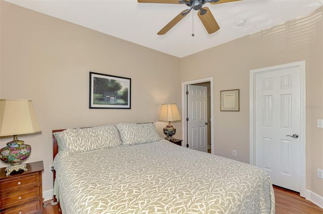 3627 PARKRIDGE CIRCLE 11-203, Sarasota, FL 34243