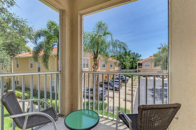 3627 PARKRIDGE CIRCLE 11-203, Sarasota, FL 34243