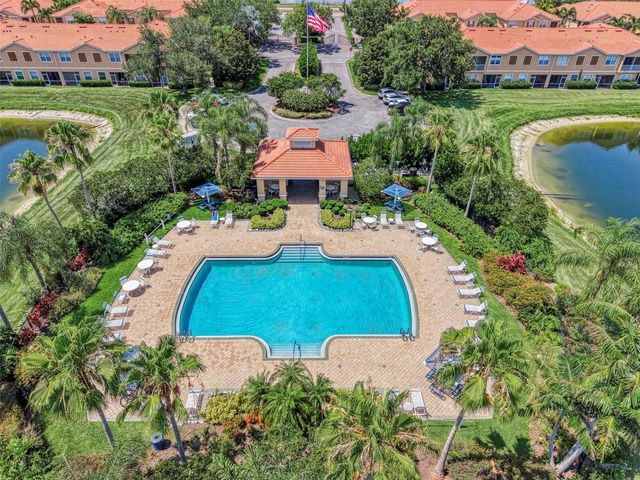 3627 PARKRIDGE CIRCLE 11-203, Sarasota, FL 34243