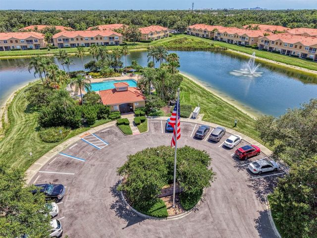 3627 PARKRIDGE CIRCLE 11-203, Sarasota, FL 34243