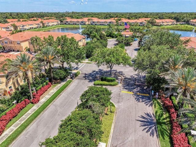 3627 PARKRIDGE CIRCLE 11-203, Sarasota, FL 34243