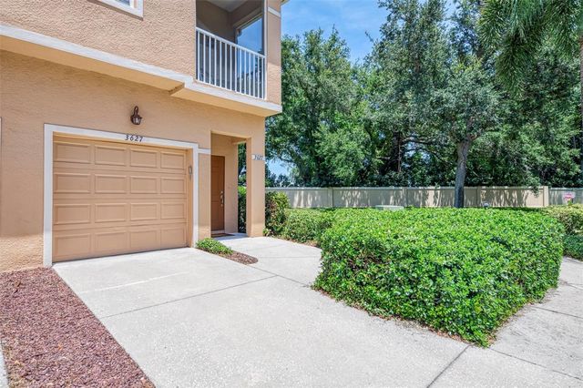3627 PARKRIDGE CIRCLE 11-203, Sarasota, FL 34243