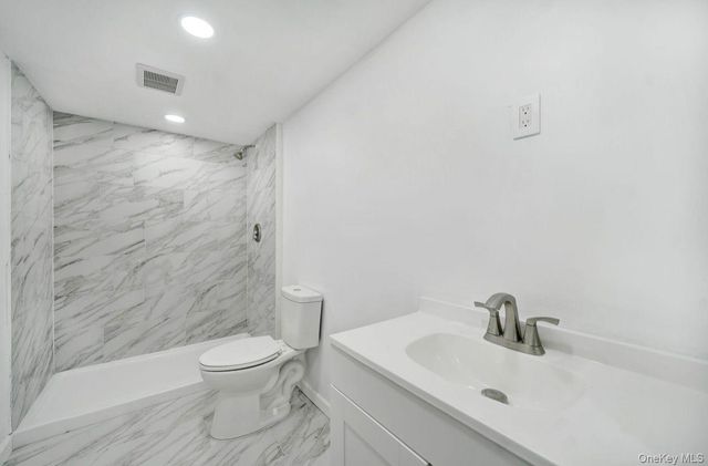 14 Morton Street, Brentwood, NY 11717