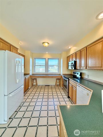 334 Omak River Road, Omak, WA 98841