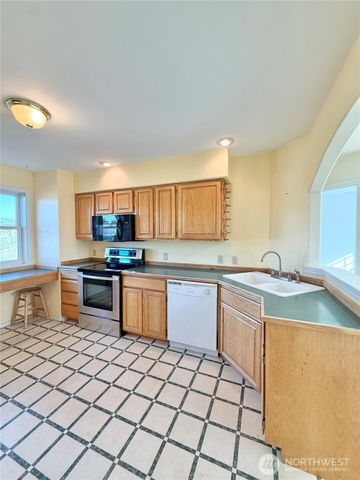 334 Omak River Road, Omak, WA 98841