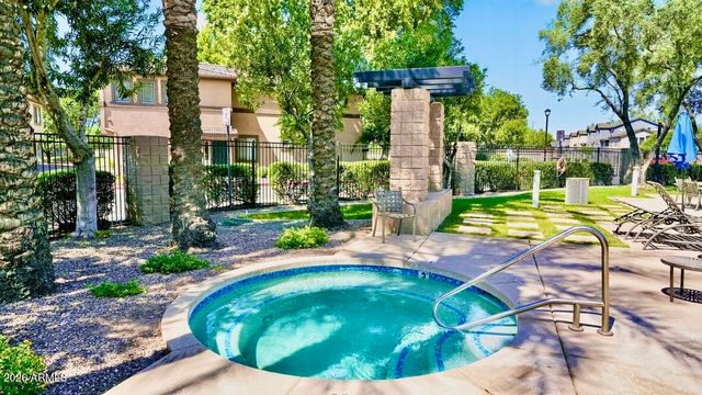 1225 N 36TH Street 1016, Phoenix, AZ 85008