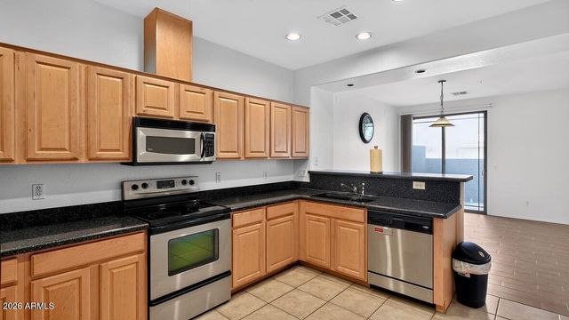 1225 N 36TH Street 1016, Phoenix, AZ 85008
