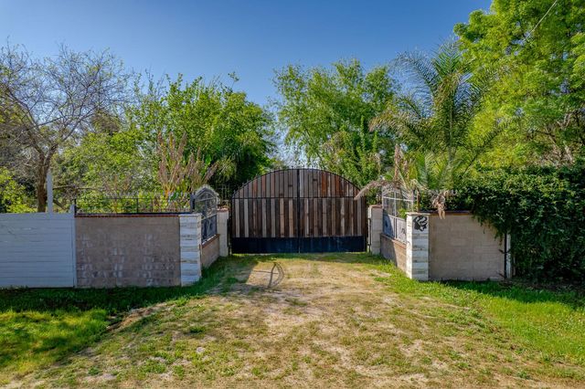 11786 Walmort Rd, Wilton, CA 95693