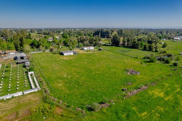 11786 Walmort Rd, Wilton, CA 95693