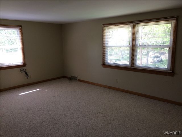 189 Euclid Avenue, Hamburg, NY 14075