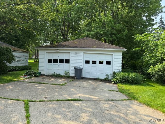 189 Euclid Avenue, Hamburg, NY 14075