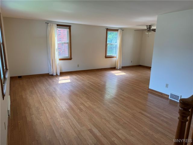 189 Euclid Avenue, Hamburg, NY 14075