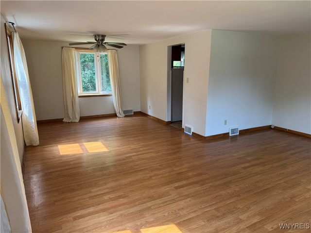 189 Euclid Avenue, Hamburg, NY 14075